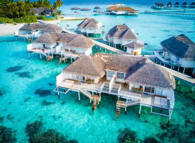 Centara Grand Island Resort & Spa 5* | NETTISIVU | Ari Atoll | Malediivit